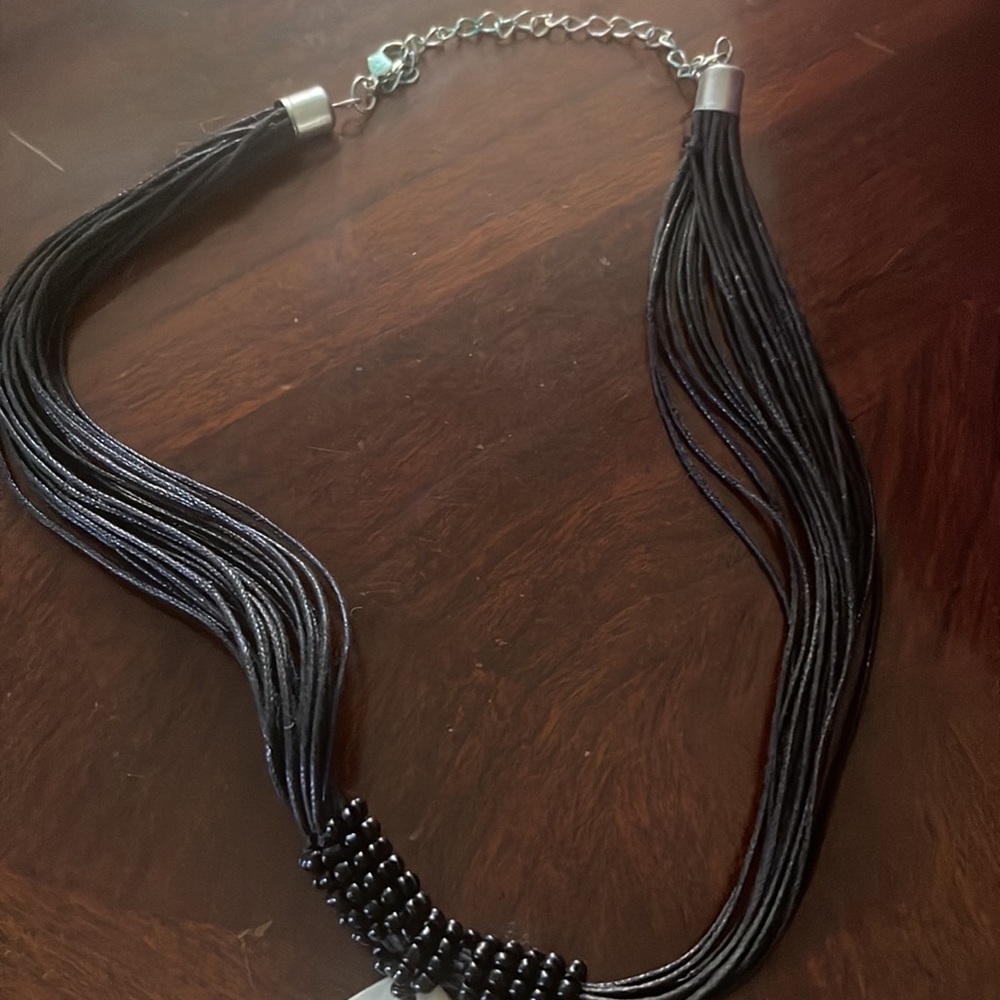 Shell necklace - Picture 3 of 4